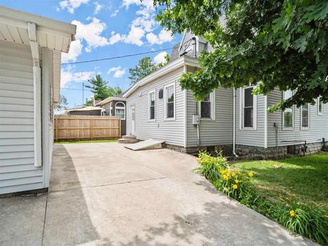 526 N Wayne St, Warren, IN 46792 photo 25