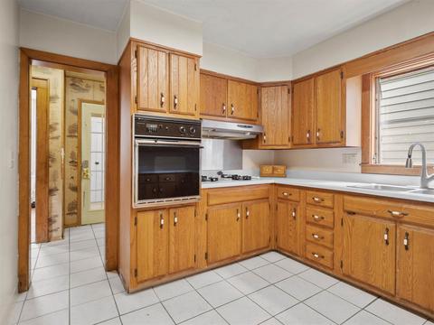 526 N Wayne St, Warren, IN 46792 photo 12