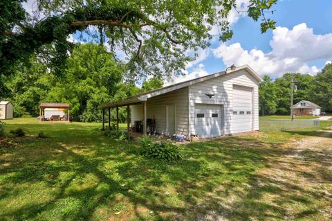 736 E State St, Princeton, IN 47670 photo 18