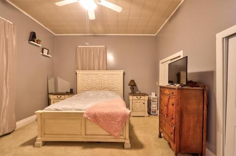 736 E State St, Princeton, IN 47670 photo 10