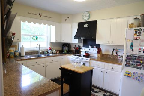 38 Windy Ln, Williams, IN 47470 photo 5
