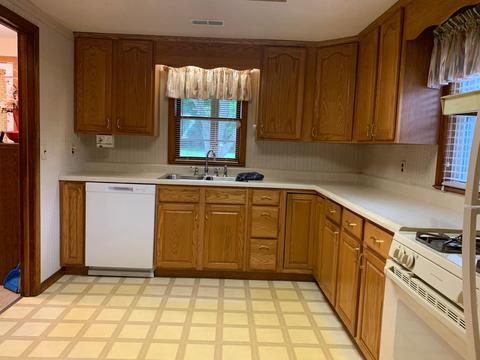 1420 S Smith Rd, Bloomington, IN 47401 photo 8