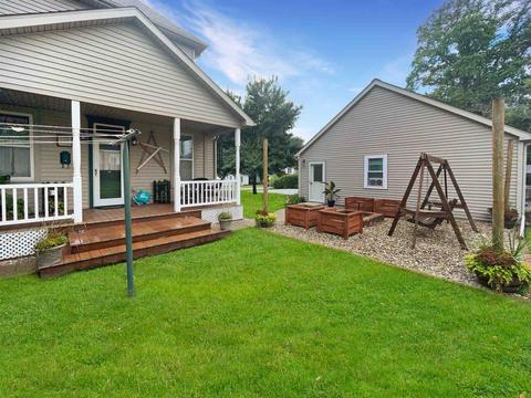 808 E Walnut St, Washington, IN 47501 photo 19