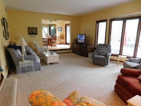8216 E North Rd, Syracuse, IN 46567 photo 11