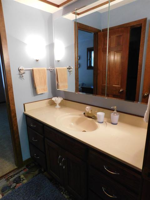 8216 E North Rd, Syracuse, IN 46567 photo 19