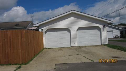 1522 1st St, Bedford, IN 47421 photo 2