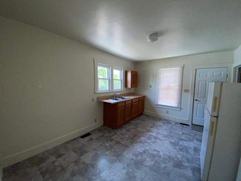 1332 Dewey St, Jasper, IN 47546 photo 7