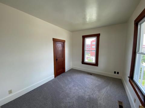 1332 Dewey St, Jasper, IN 47546 photo 3