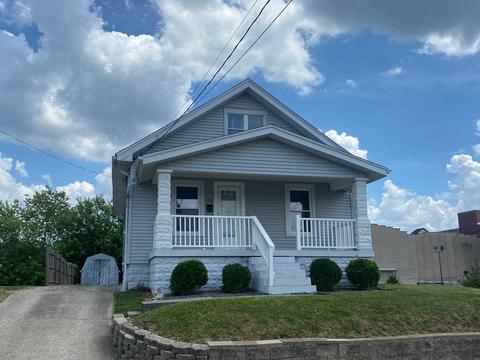 1332 Dewey St, Jasper, IN 47546 photo 1