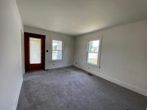 1332 Dewey St, Jasper, IN 47546 photo 2