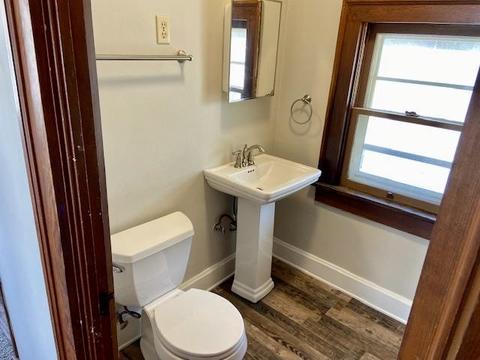 214 E 5th St, Auburn, IN 46706 photo 6