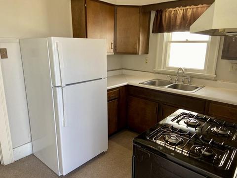 214 E 5th St, Auburn, IN 46706 photo 9