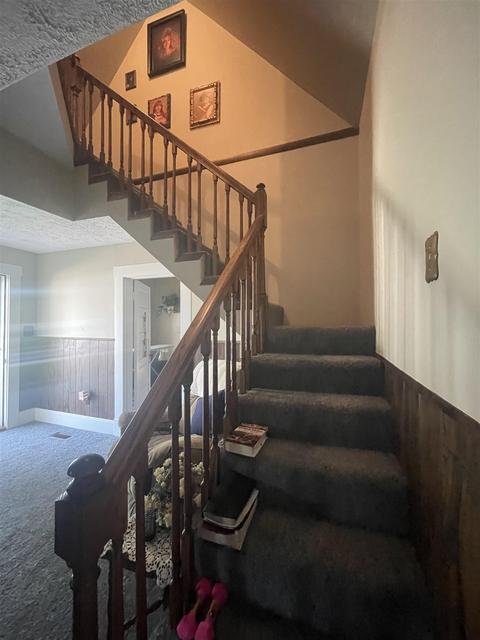 917 W Oak St, Mitchell, IN 47446 photo 23