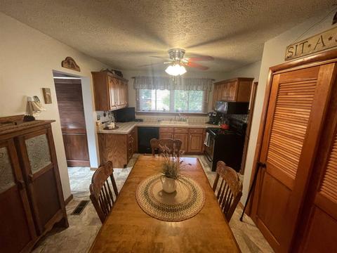 917 W Oak St, Mitchell, IN 47446 photo 28