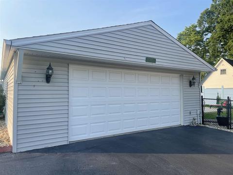 917 W Oak St, Mitchell, IN 47446 photo 5