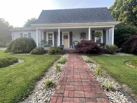 917 W Oak St, Mitchell, IN 47446 photo 1