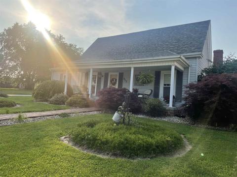 917 W Oak St, Mitchell, IN 47446 photo 4