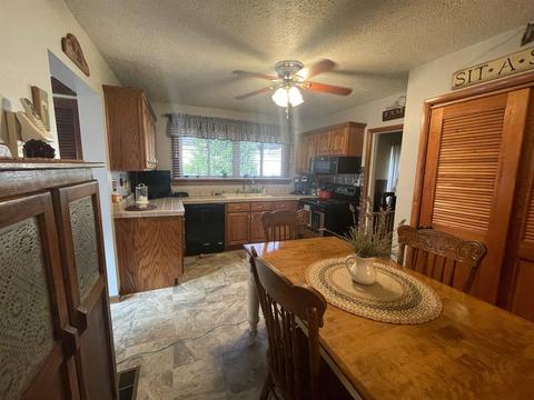917 W Oak St, Mitchell, IN 47446 photo 27