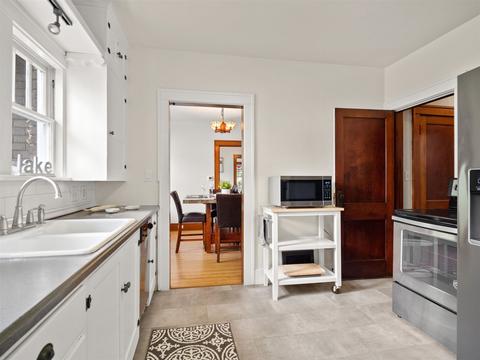 206 E Main St, Syracuse, IN 46567 photo 18