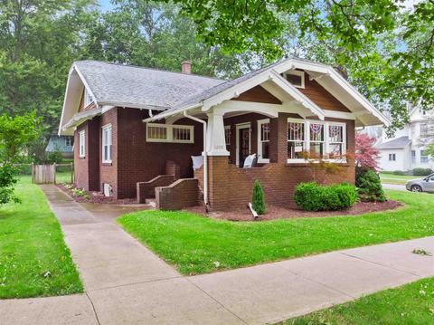 206 E Main St, Syracuse, IN 46567 photo 1
