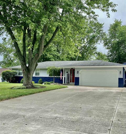 1004 E Cooper Dr, Muncie, IN 47303 photo 1