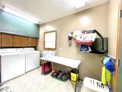 136 E Sinclair St, Wabash, IN 46992 photo 12