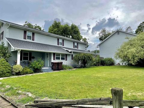 136 E Sinclair St, Wabash, IN 46992 photo 1