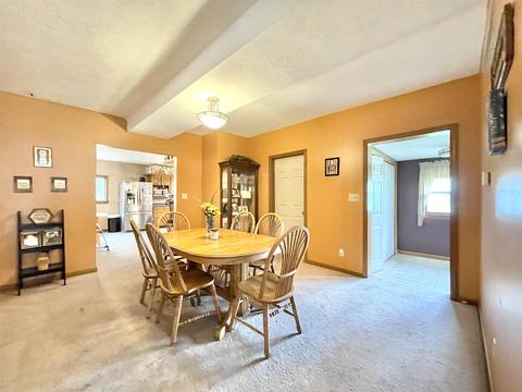 136 E Sinclair St, Wabash, IN 46992 photo 6