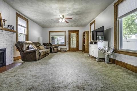 203 E Central Ave, Bluffton, IN 46714 photo 10