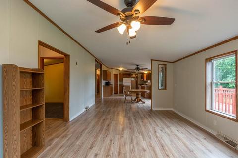 588 E Miller Rd, Bloomfield, IN 47424 photo 13
