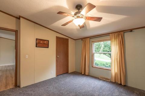 588 E Miller Rd, Bloomfield, IN 47424 photo 14