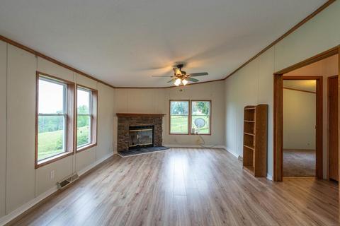 588 E Miller Rd, Bloomfield, IN 47424 photo 11