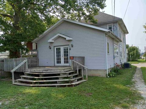 317 E 3rd St, Peru, IN 46970 photo 3
