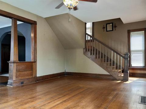 317 E 3rd St, Peru, IN 46970 photo 6