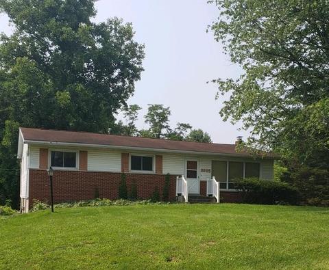 3925 W Walnut Leaf Dr, Bloomington, IN 47403 photo 1