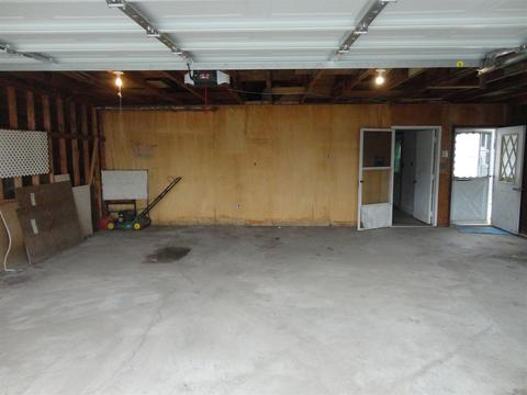 104 S Gonser, Ashley, IN 46705 photo 5