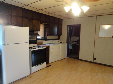 104 S Gonser, Ashley, IN 46705 photo 9