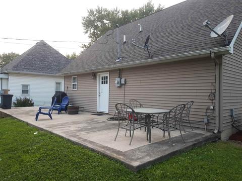 320 W Frank St, Mitchell, IN 47446 photo 3