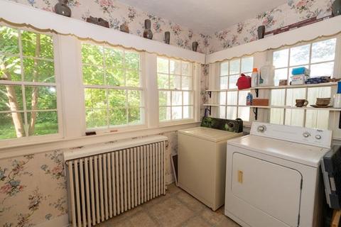 311 E Madison St, Goshen, IN 46526 photo 15