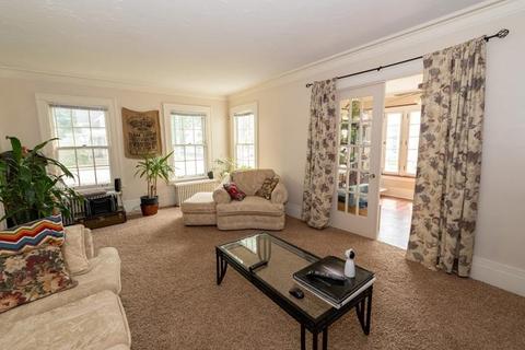 311 E Madison St, Goshen, IN 46526 photo 7