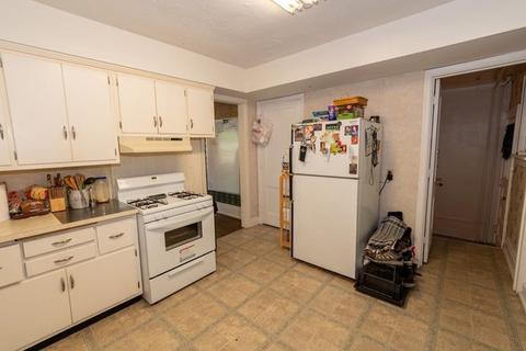 311 E Madison St, Goshen, IN 46526 photo 13