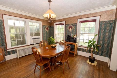 311 E Madison St, Goshen, IN 46526 photo 11
