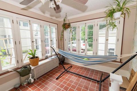 311 E Madison St, Goshen, IN 46526 photo 9