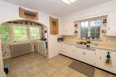 311 E Madison St, Goshen, IN 46526 photo 14