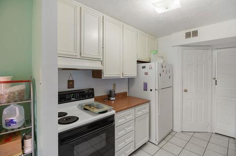 921 E Waterloo Dr, Bloomington, IN 47401 photo 9