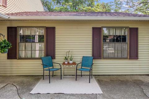 921 E Waterloo Dr, Bloomington, IN 47401 photo 3
