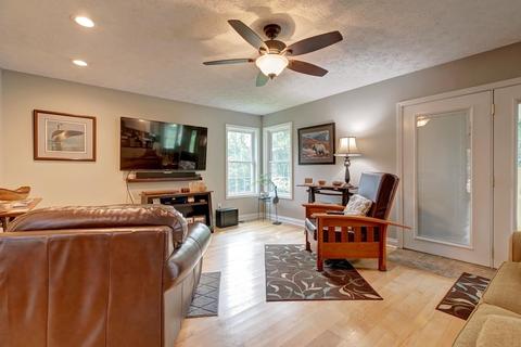 4198 W Maefield Ct, Bloomington, IN 47404 photo 9