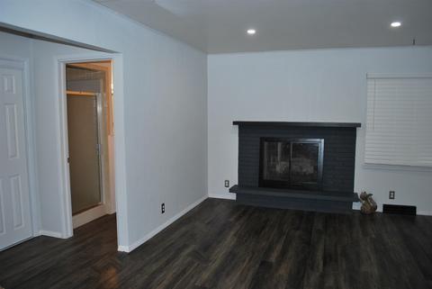 323 E 3rd St, Warren, IN 46792 photo 18