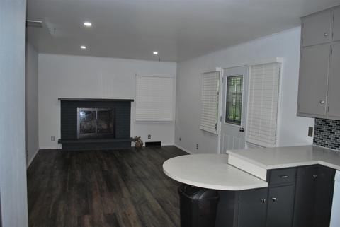323 E 3rd St, Warren, IN 46792 photo 17