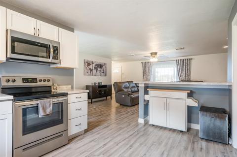 8578 Mayhew Rd, Fort Wayne, IN 46835 photo 4